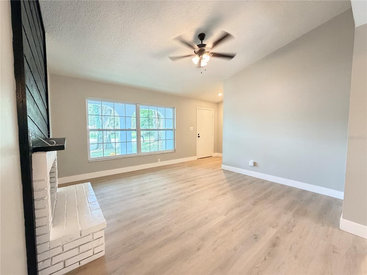 8428 BARK COURT — photo 15 of 37