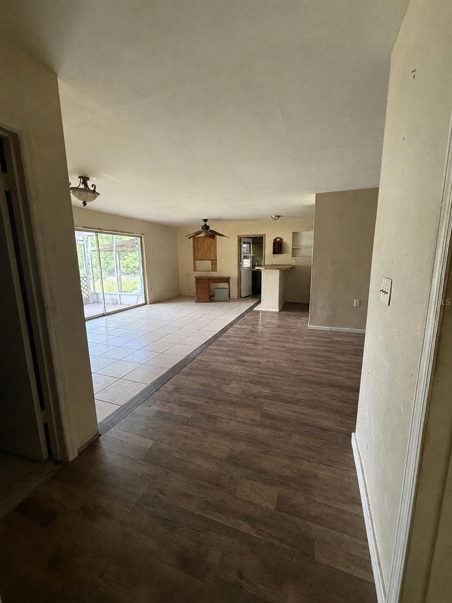 21314 GLENDALE AVENUE — photo 7 of 9