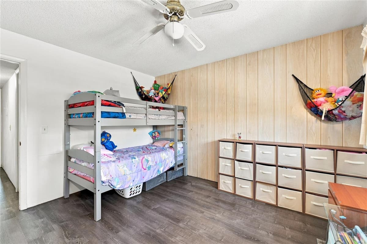 4745 AVON COURT — photo 16 of 36
