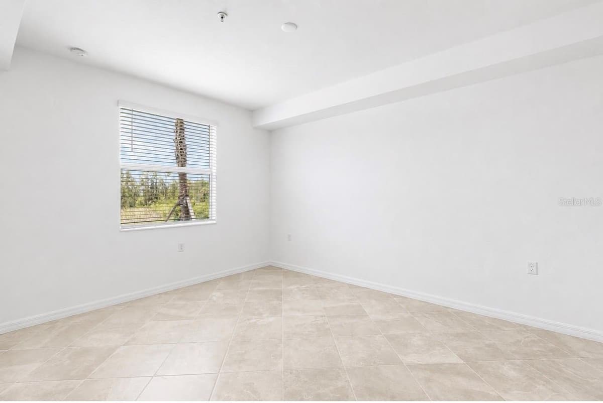 14191 HERITAGE LANDING BOULEVARD — photo 24 of 45