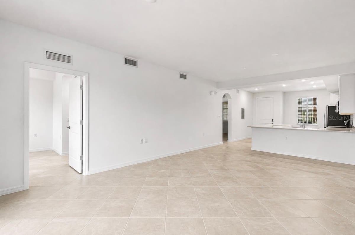 14191 HERITAGE LANDING BOULEVARD — photo 23 of 45