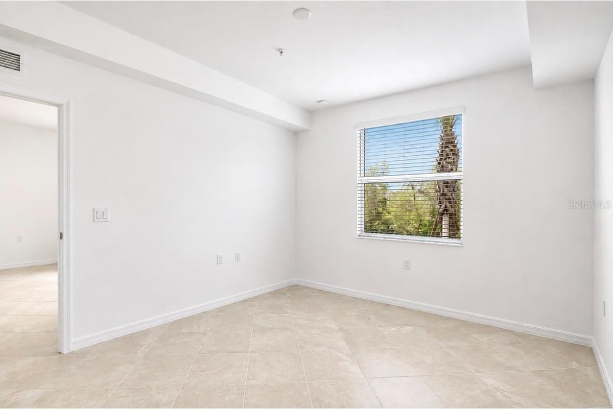 14191 HERITAGE LANDING BOULEVARD — photo 26 of 45