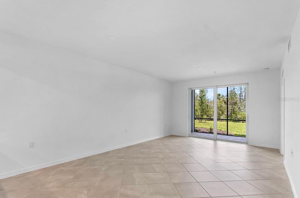 14191 HERITAGE LANDING BOULEVARD — photo 15 of 45