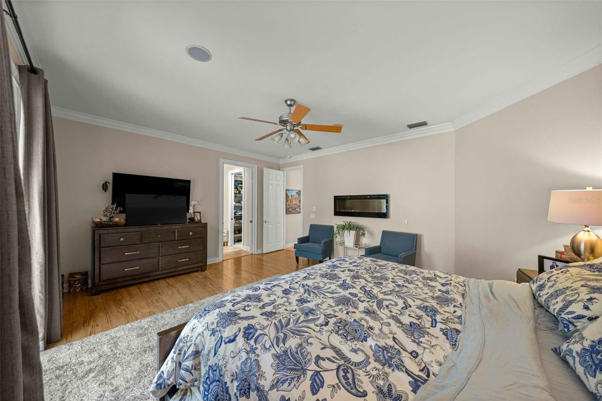 6460 12TH COURT — photo 31 of 68