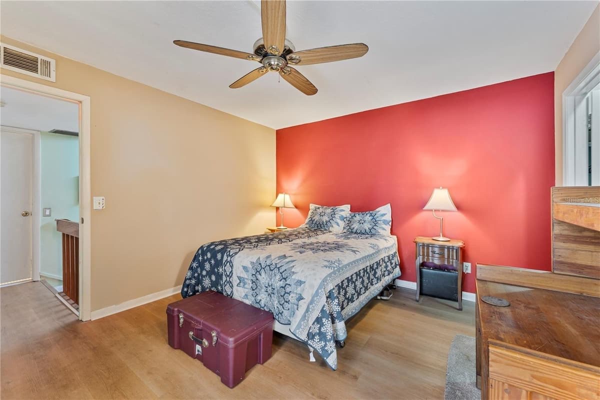 4150 ATLANTIC AVENUE — photo 19 of 35