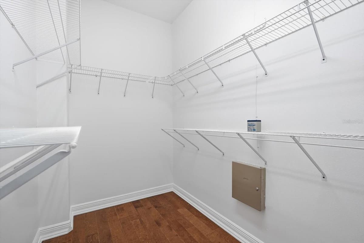 14902 DEVONSHIRE WOODS PLACE — photo 14 of 43