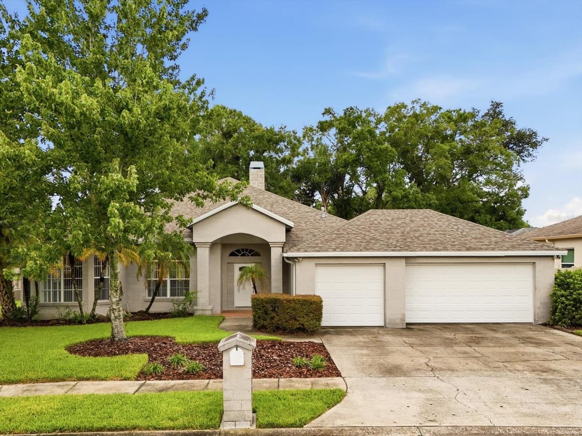 14902 DEVONSHIRE WOODS PLACE — photo 3 of 43