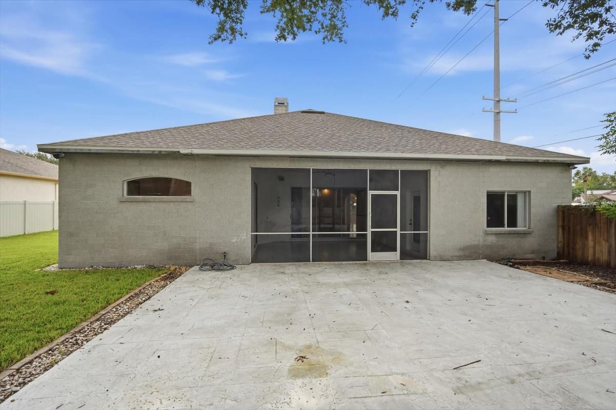 14902 DEVONSHIRE WOODS PLACE — photo 34 of 43