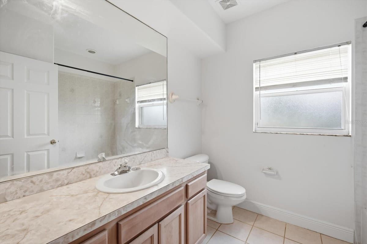14902 DEVONSHIRE WOODS PLACE — photo 21 of 43