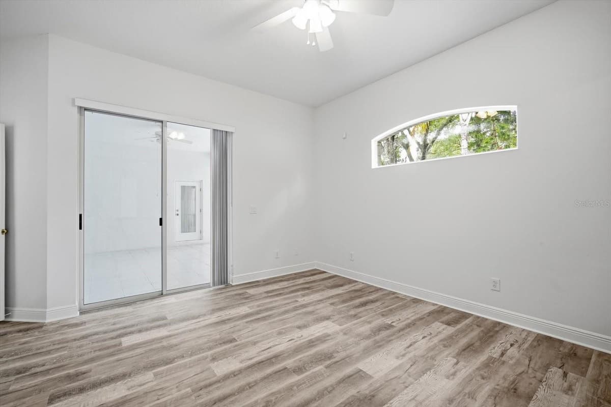 14902 DEVONSHIRE WOODS PLACE — photo 12 of 43
