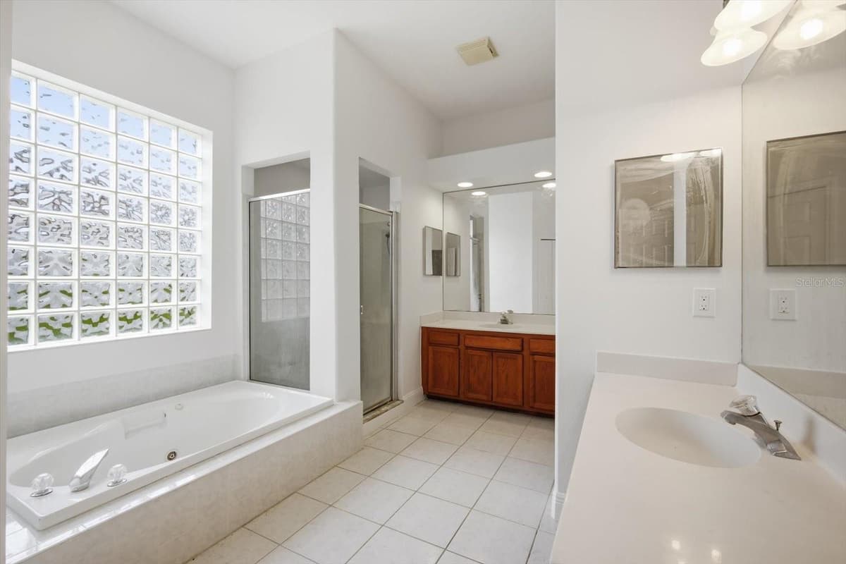 14902 DEVONSHIRE WOODS PLACE — photo 15 of 43