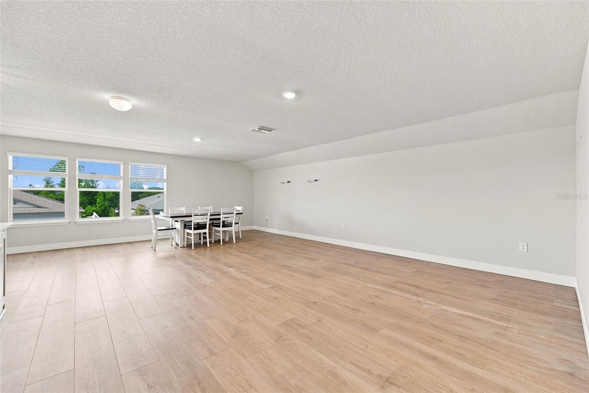 18359 CORTES CREEK BOULEVARD — photo 30 of 56