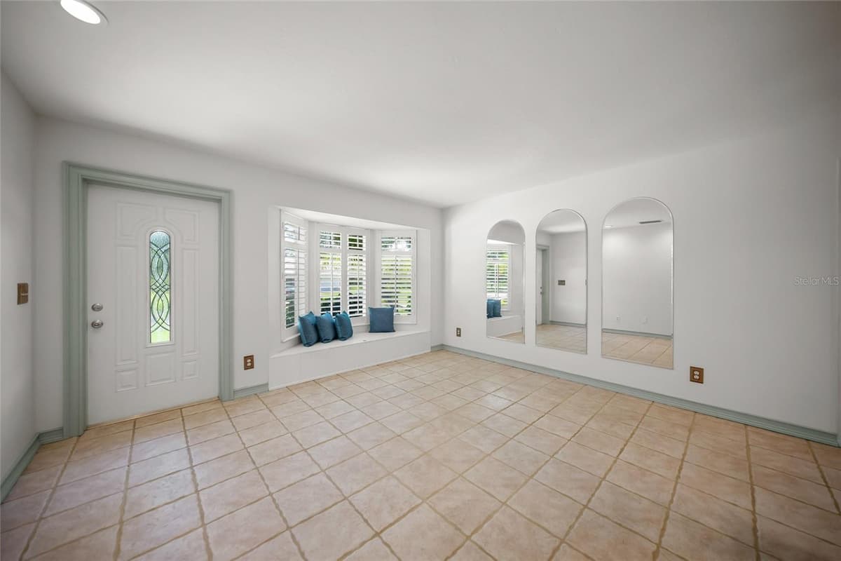 648 DUKE ROAD — photo 14 of 53