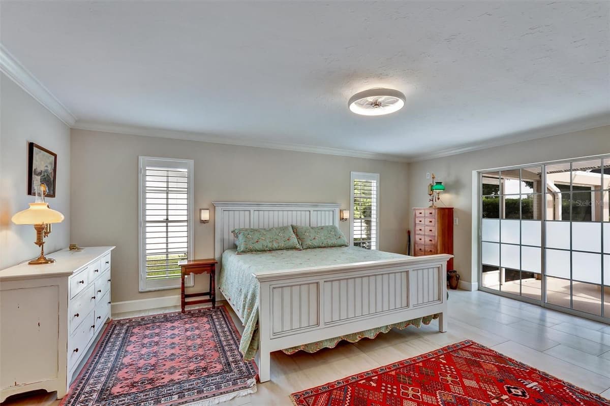 7913 BROADMOOR PINES BOULEVARD — photo 16 of 59