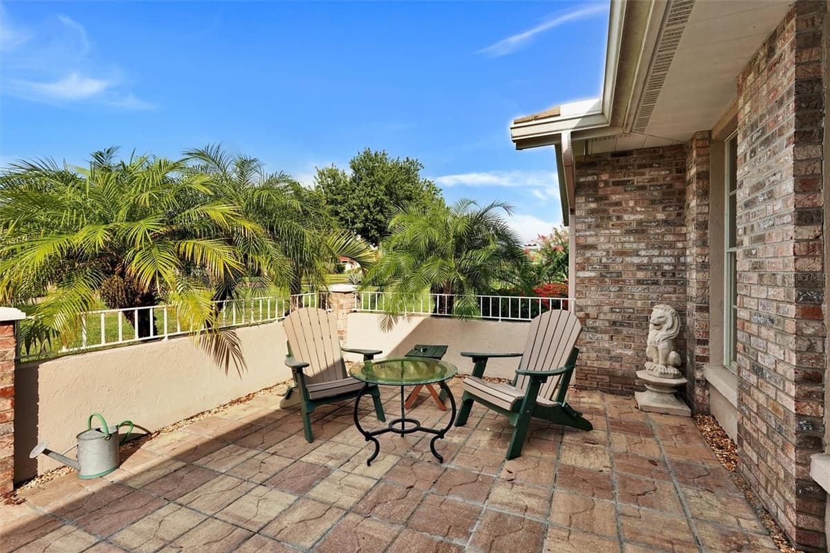7913 BROADMOOR PINES BOULEVARD — photo 8 of 59