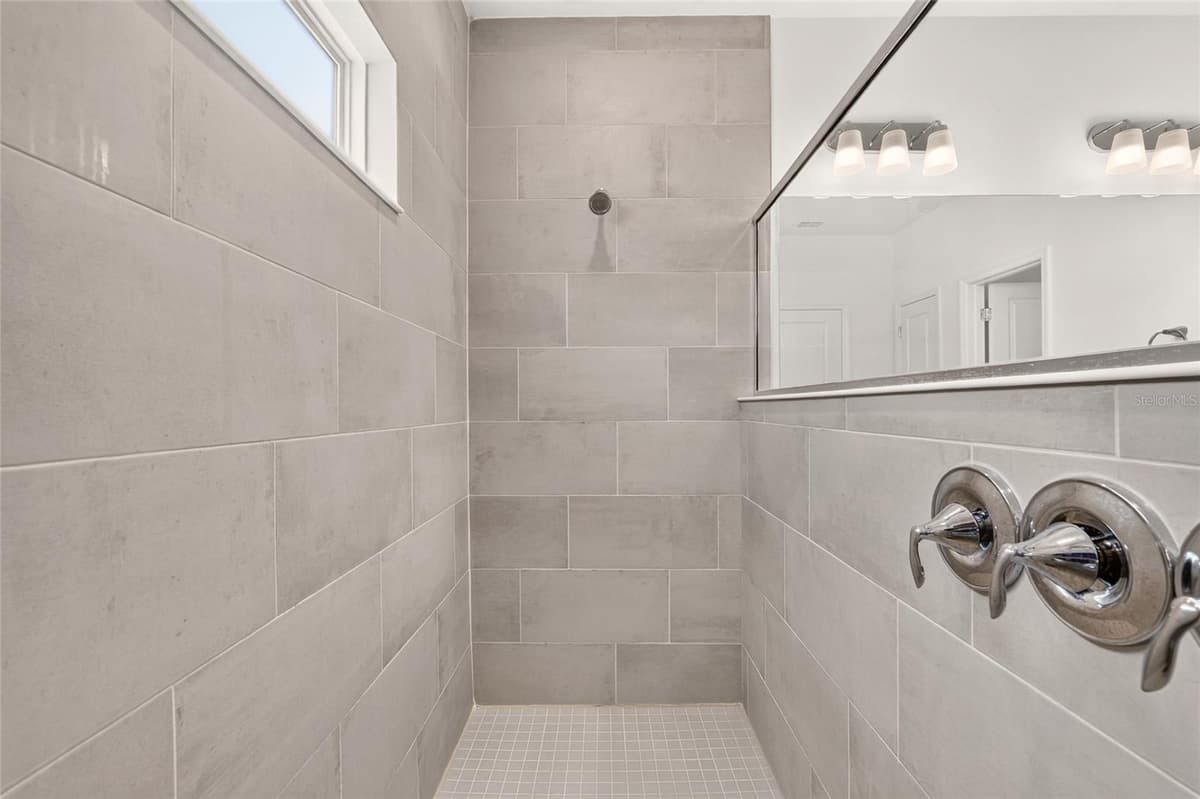 7464 77TH AVENUE — photo 35 of 63
