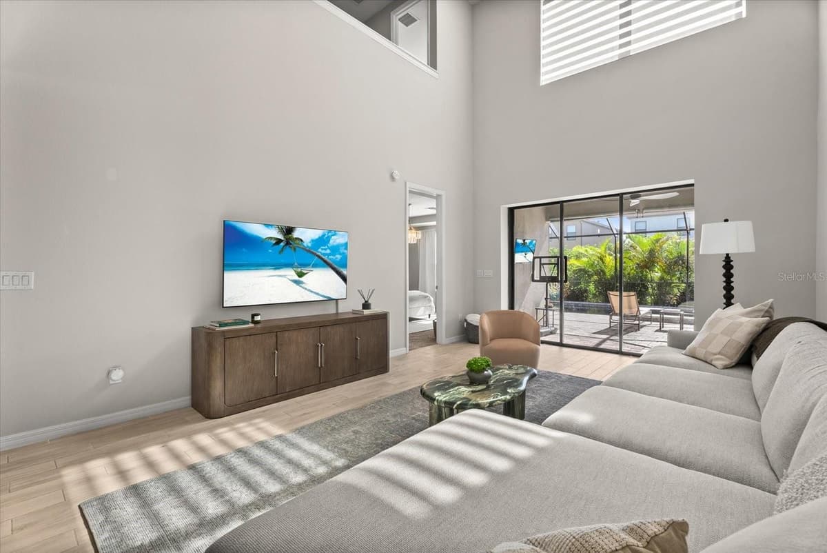 15360 ISLA PALMA LANE — photo 14 of 50