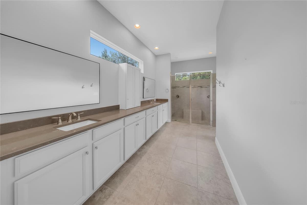 5013 VANTAGE COURT — photo 21 of 29