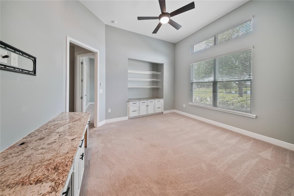5013 VANTAGE COURT — photo 11 of 29
