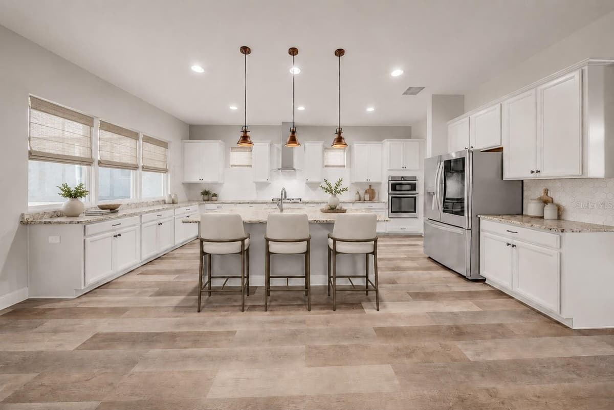 5013 VANTAGE COURT — photo 5 of 29