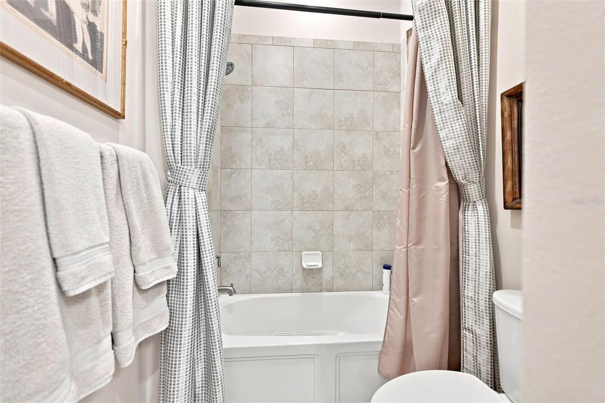 2109 SIFIELD GREENS WAY — photo 33 of 96