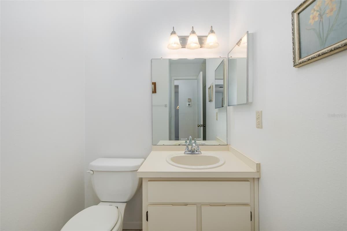 4804 MYRTLE OAK DRIVE — photo 28 of 35