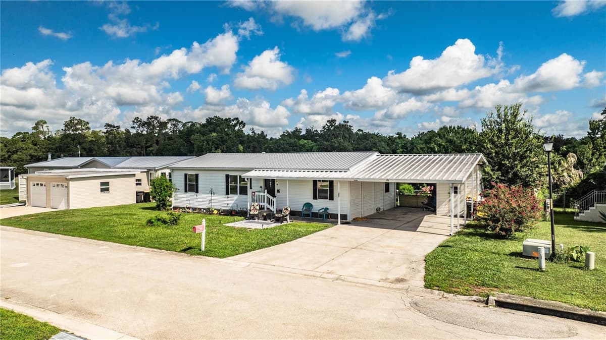 487 LINDSEY DRIVE — photo 41 of 49