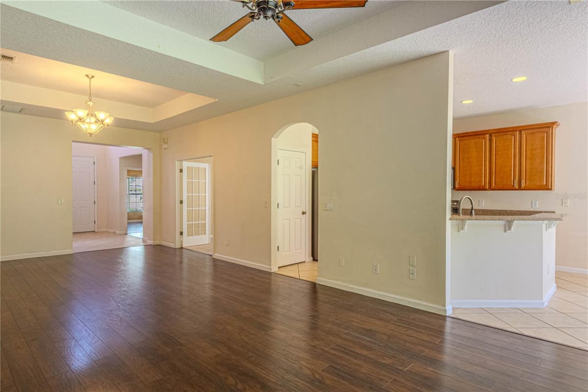 10462 WILLOW RIDGE LOOP — photo 9 of 37