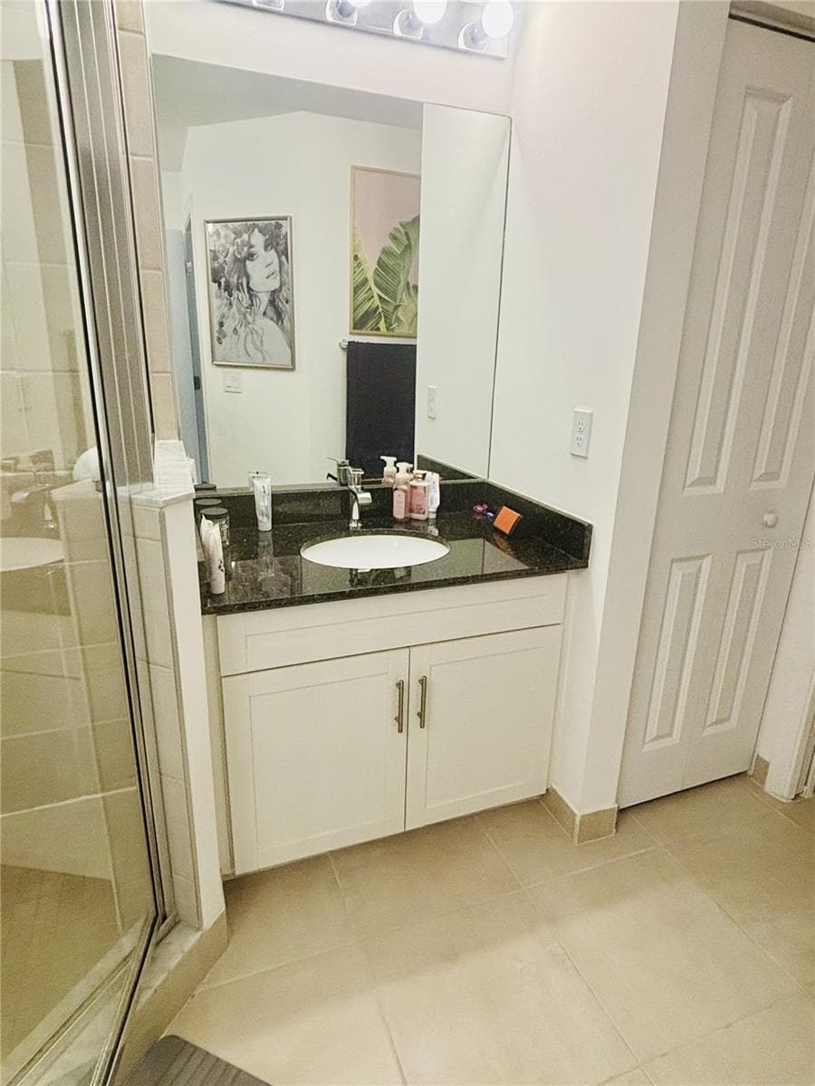 2132 6TH STREET — photo 13 of 18