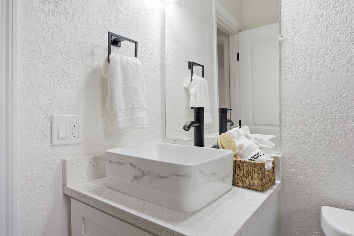 5307 BERKLEY ROAD — photo 18 of 26
