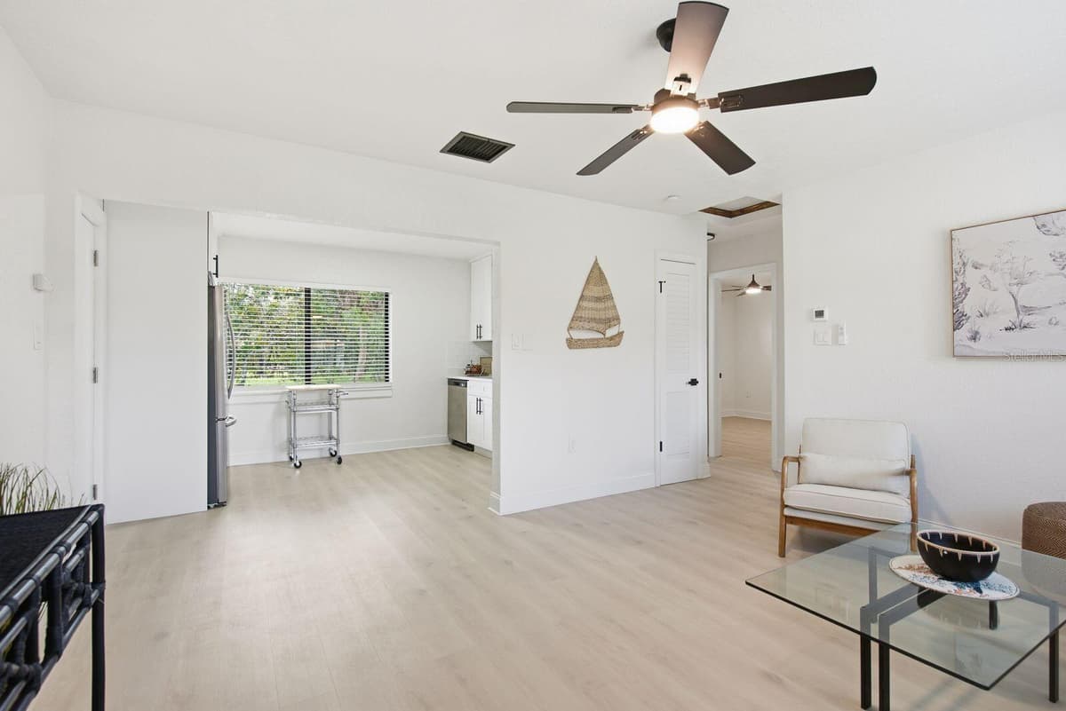 5307 BERKLEY ROAD — photo 4 of 26