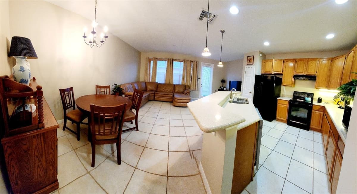 14448 PLEACH STREET — photo 4 of 11
