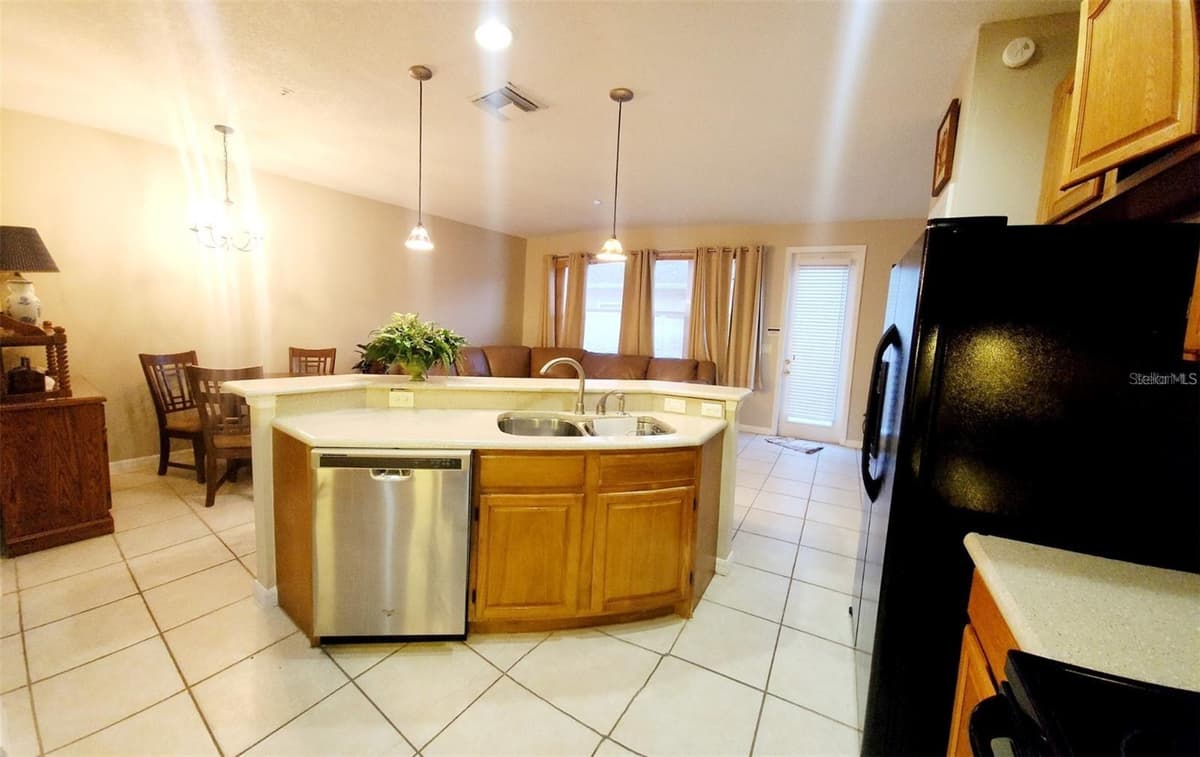 14448 PLEACH STREET — photo 6 of 11
