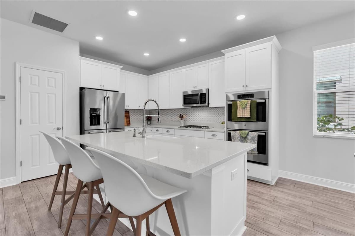 3060 CHAPIN PASS — photo 3 of 53