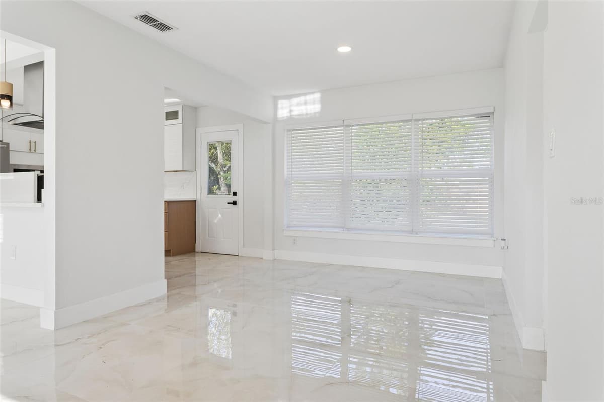 540 MILWAUKEE AVENUE — photo 10 of 23