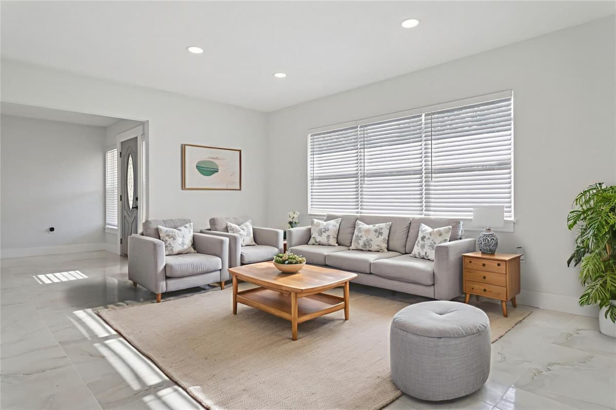 540 MILWAUKEE AVENUE — photo 4 of 23