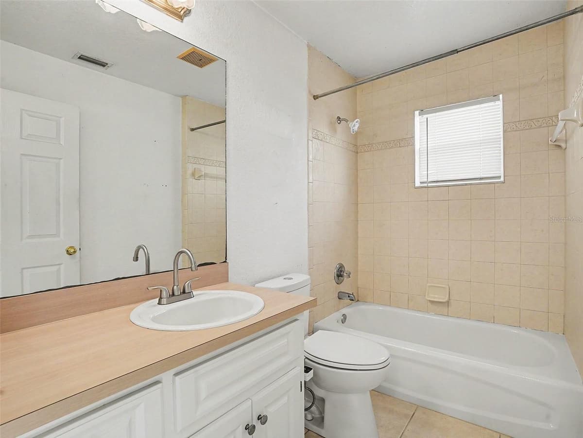 121 SHADDOCK DRIVE — photo 26 of 32