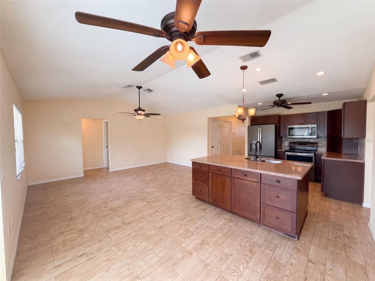 4573 BAYRIDGE COURT — photo 15 of 43