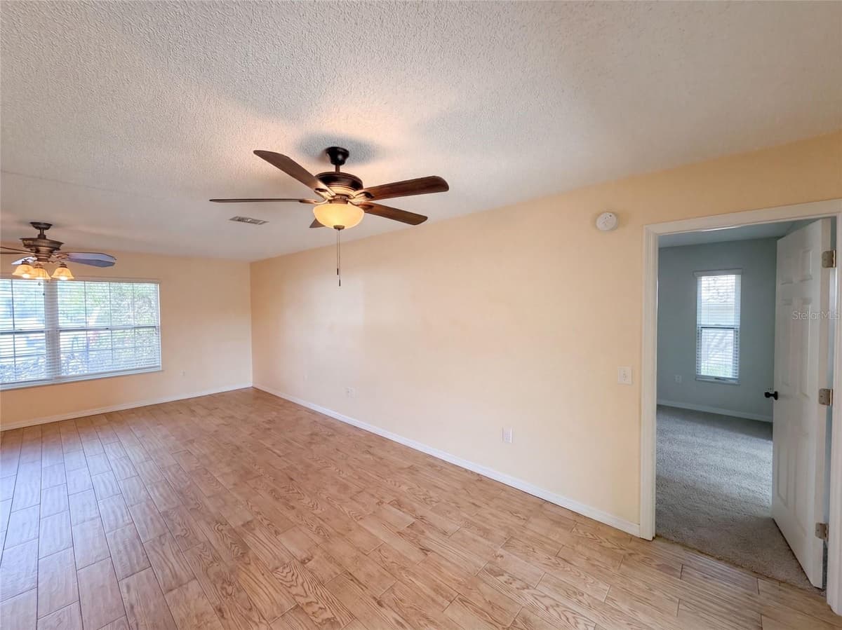 4573 BAYRIDGE COURT — photo 8 of 43
