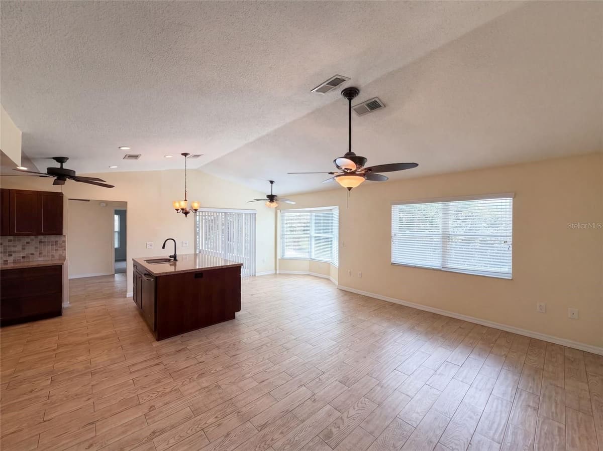 4573 BAYRIDGE COURT — photo 11 of 43
