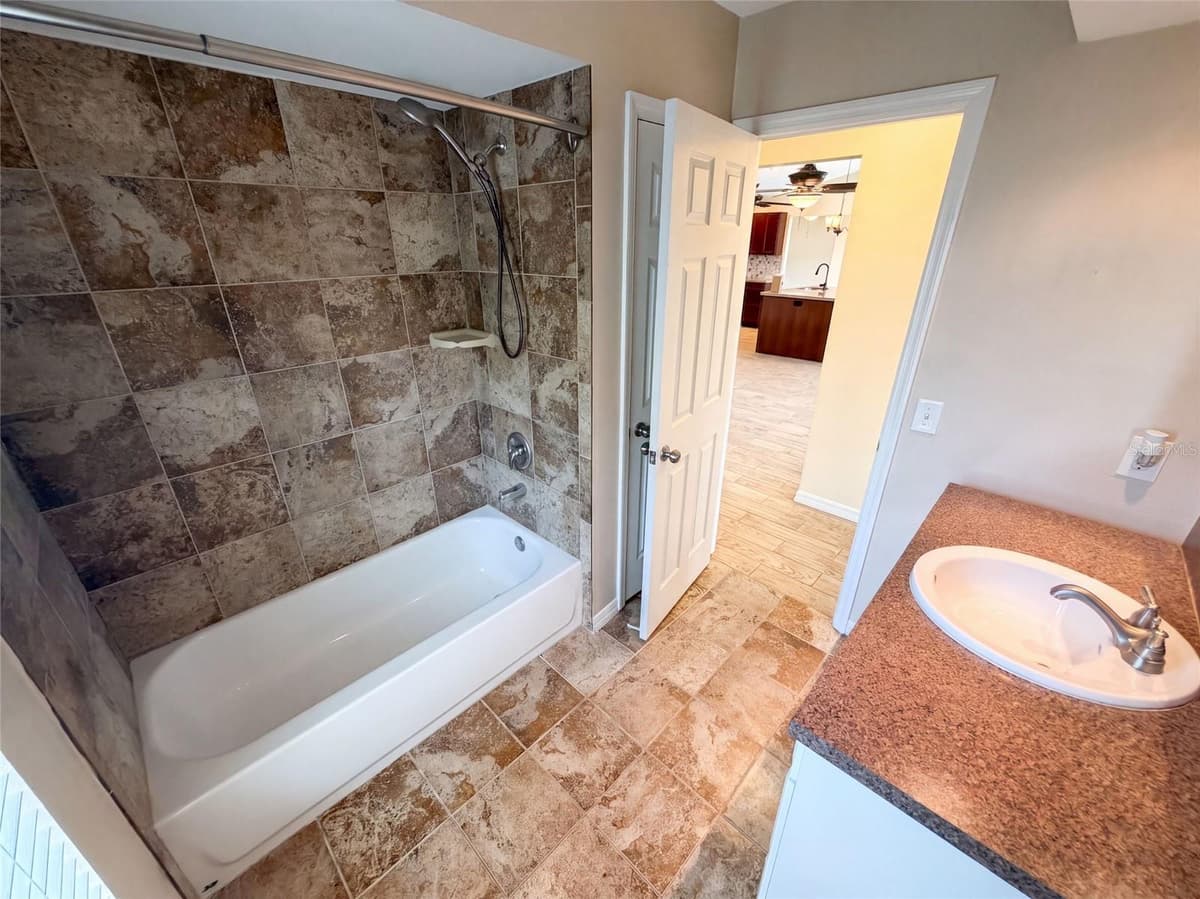 4573 BAYRIDGE COURT — photo 31 of 43