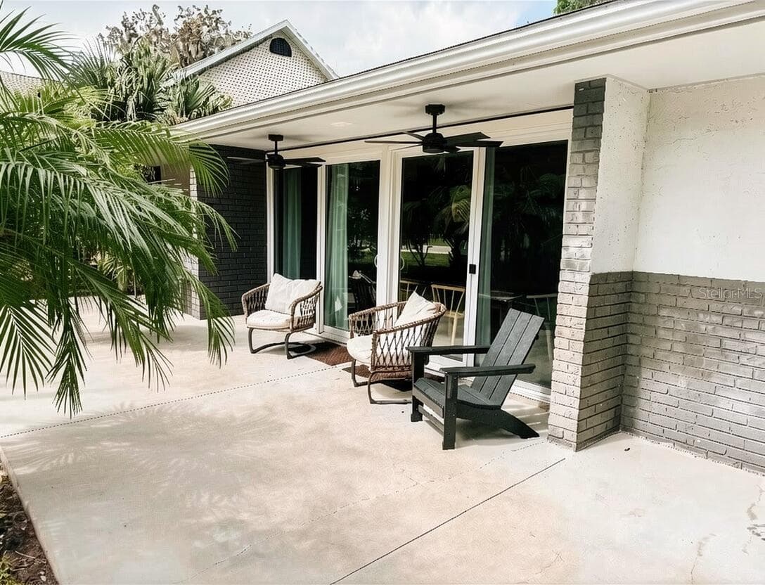46 PALM DRIVE — photo 2 of 63