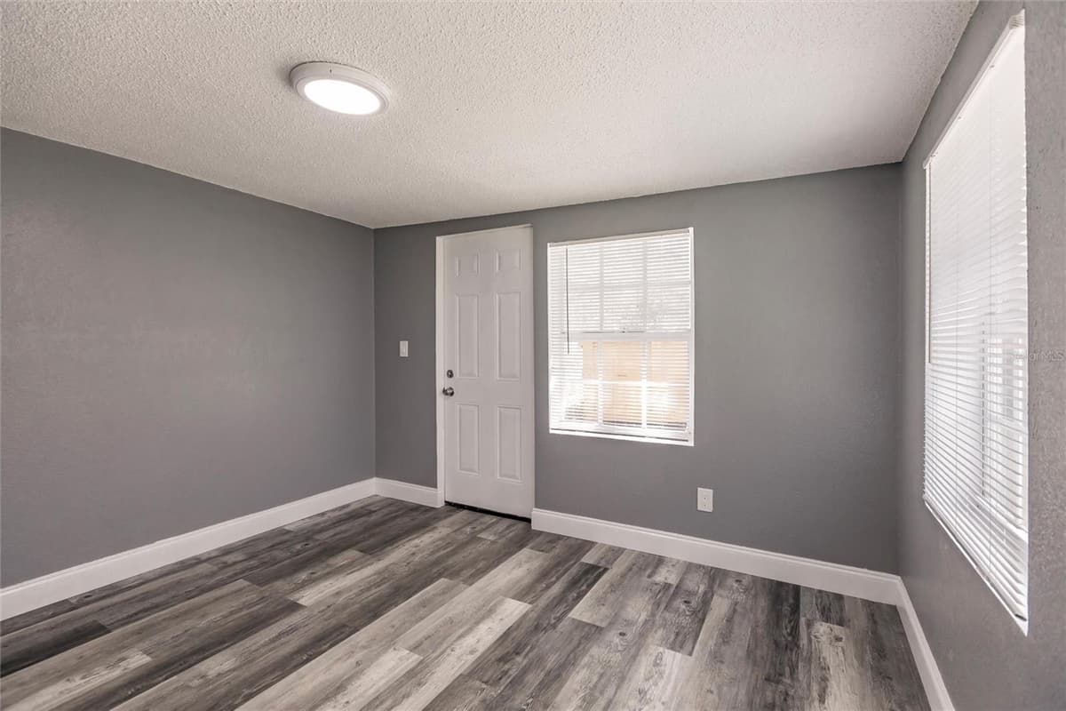 4371 GUARD STREET — photo 4 of 19