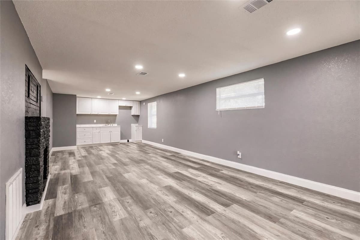 4371 GUARD STREET — photo 16 of 19