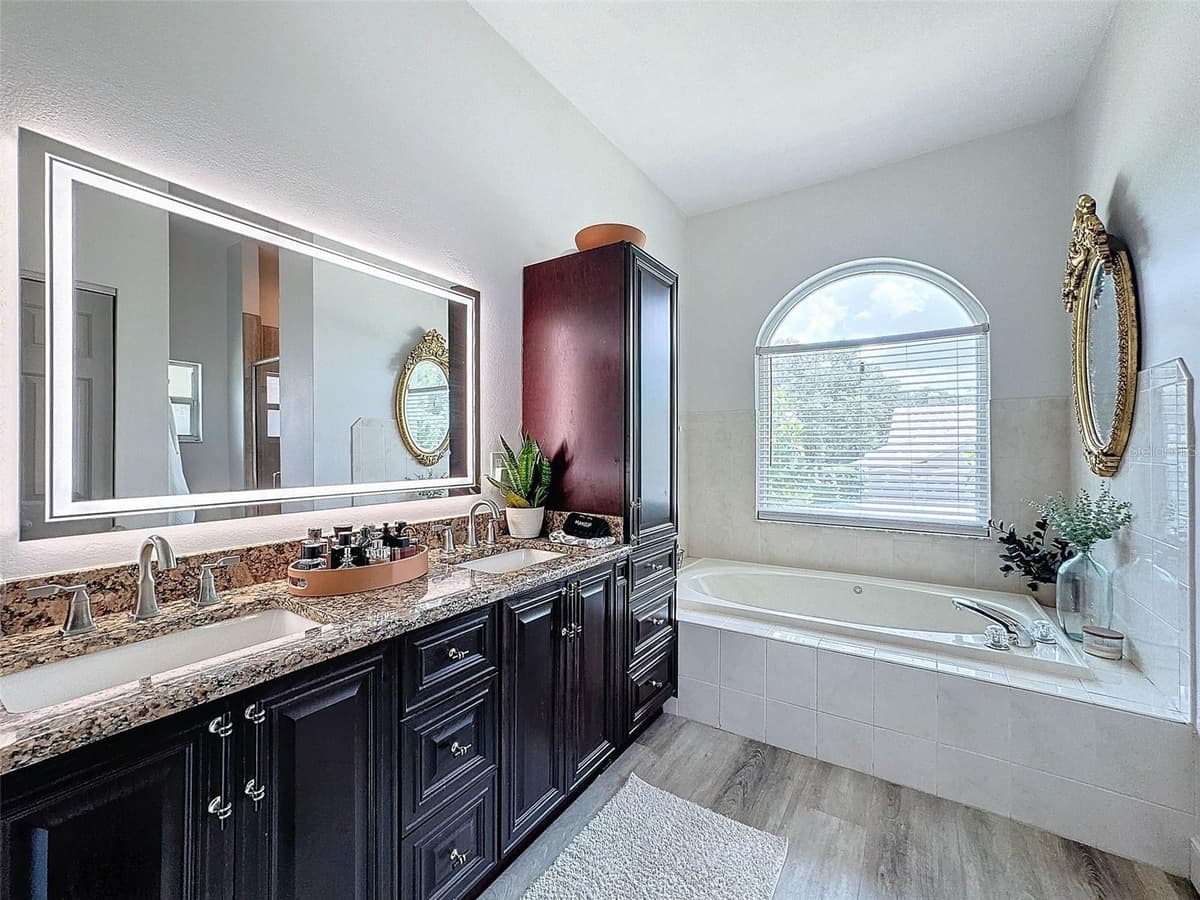 4448 GLENBROOK DRIVE — photo 35 of 67