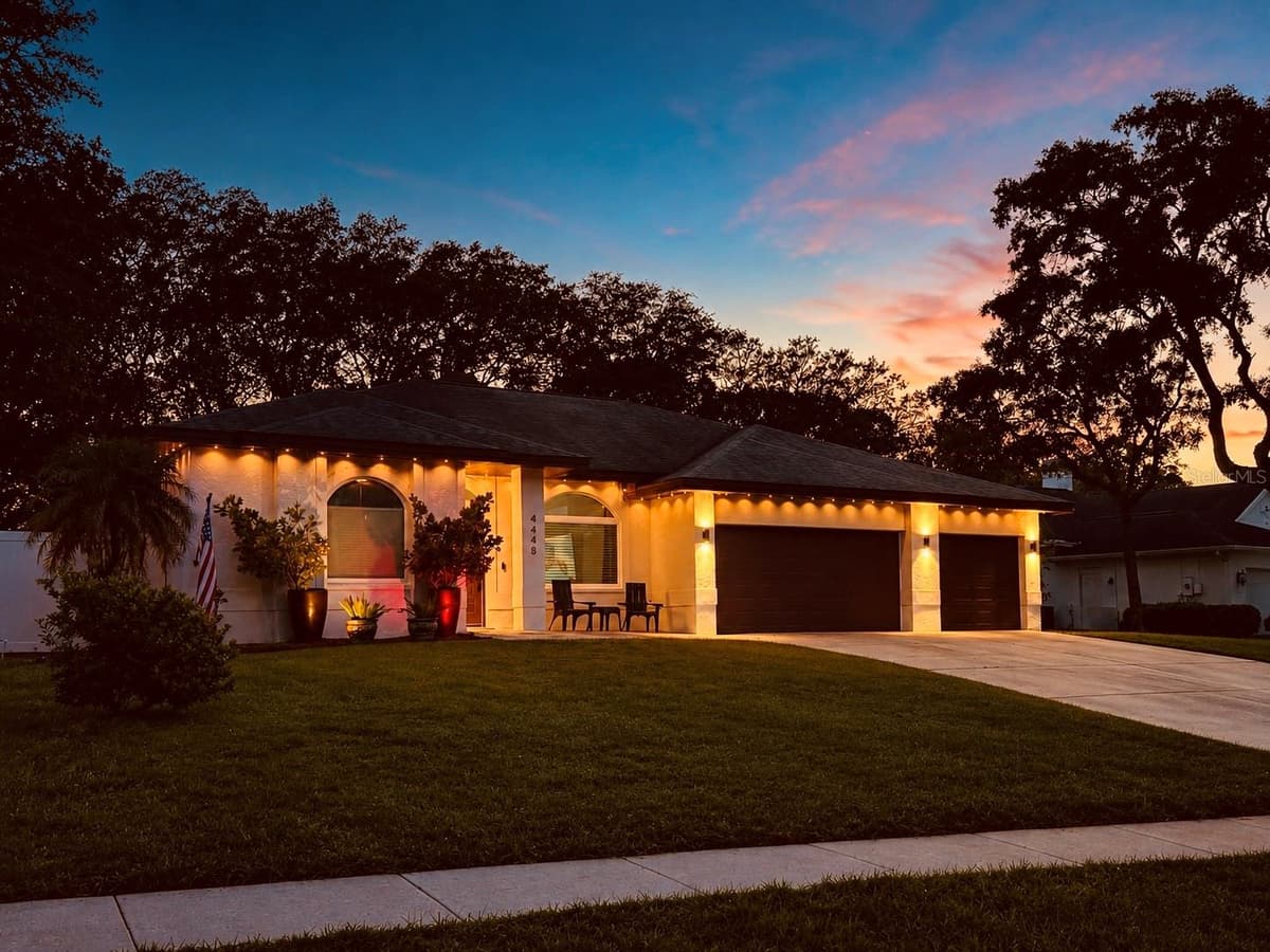 4448 GLENBROOK DRIVE — photo 4 of 67