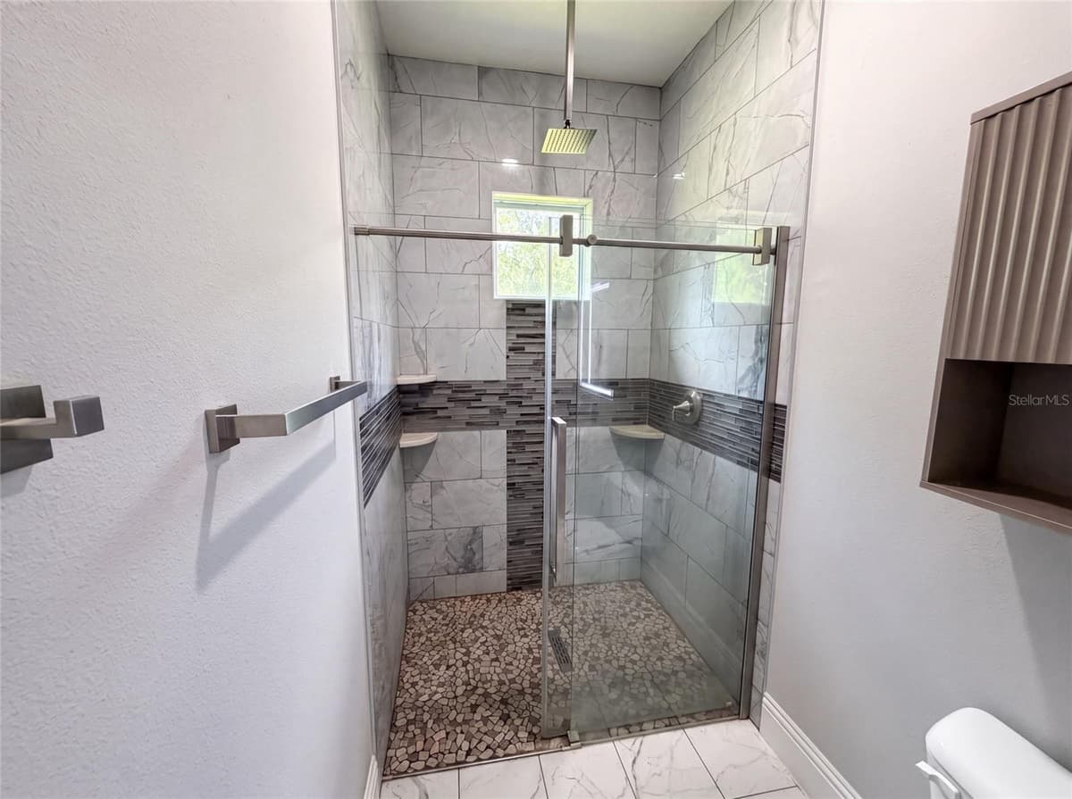 20797 RACINE STREET — photo 20 of 36