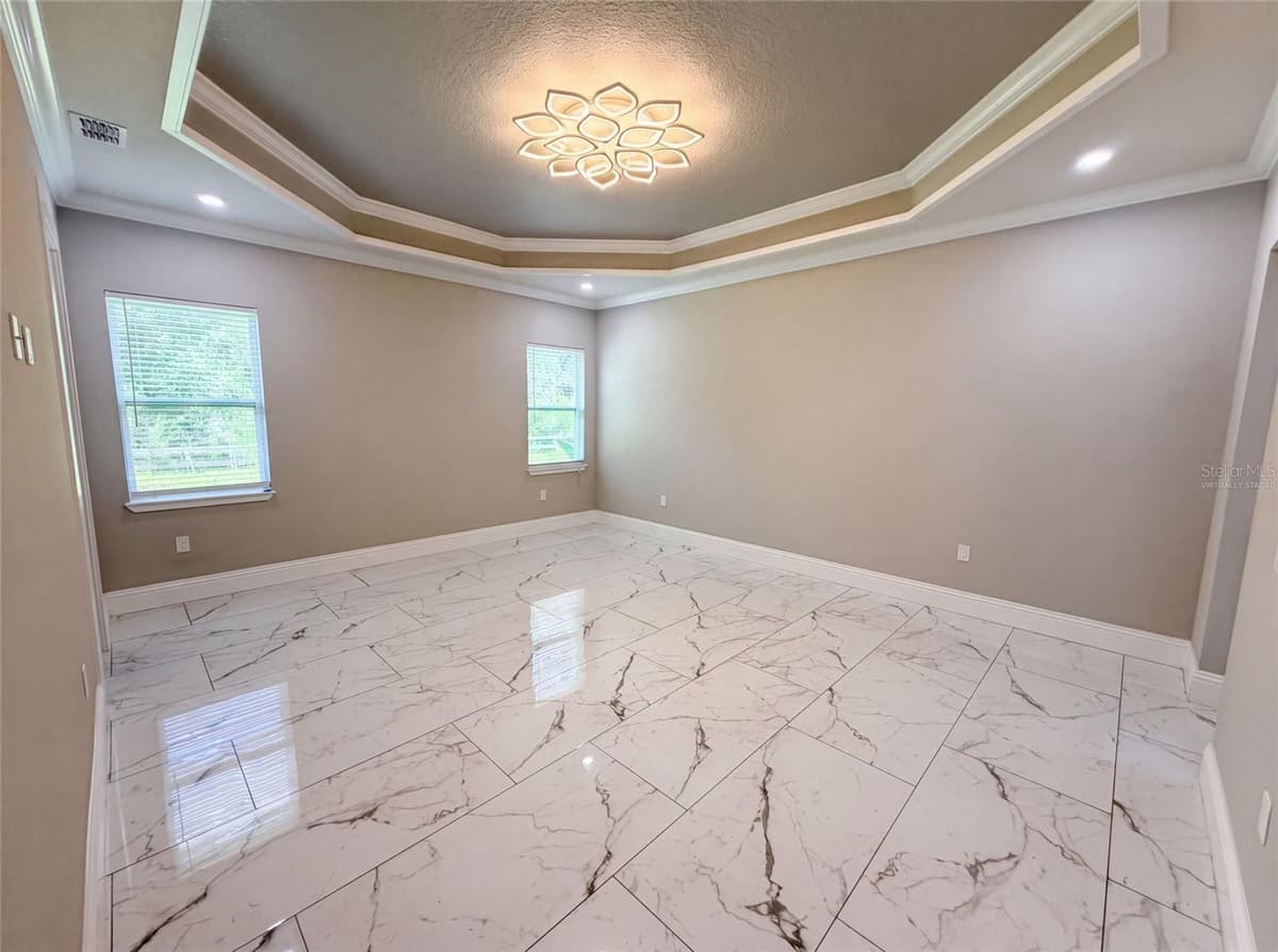 20797 RACINE STREET — photo 4 of 36