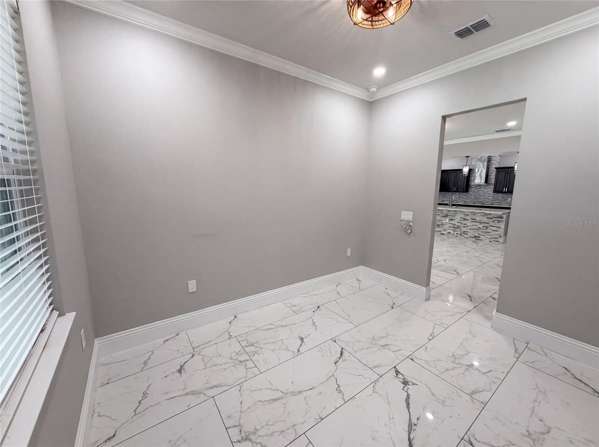 20797 RACINE STREET — photo 9 of 36