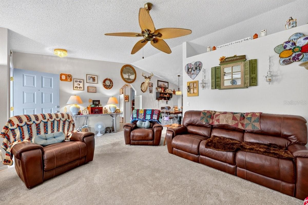 2956 BRISTOL LANE — photo 5 of 36